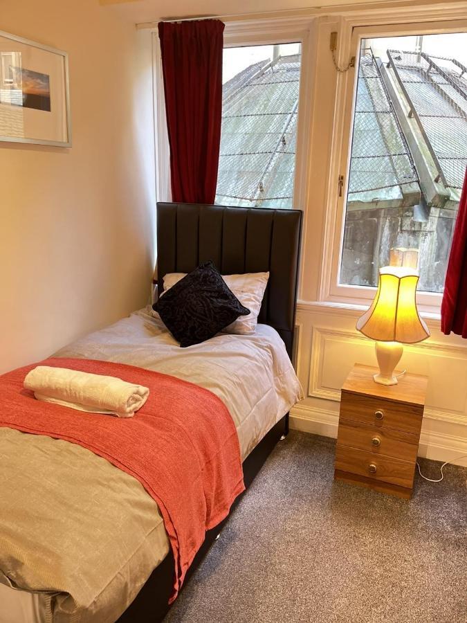 Royal Mile Mansions 2 Bedroom - Edinburgh City Centre 外观 照片